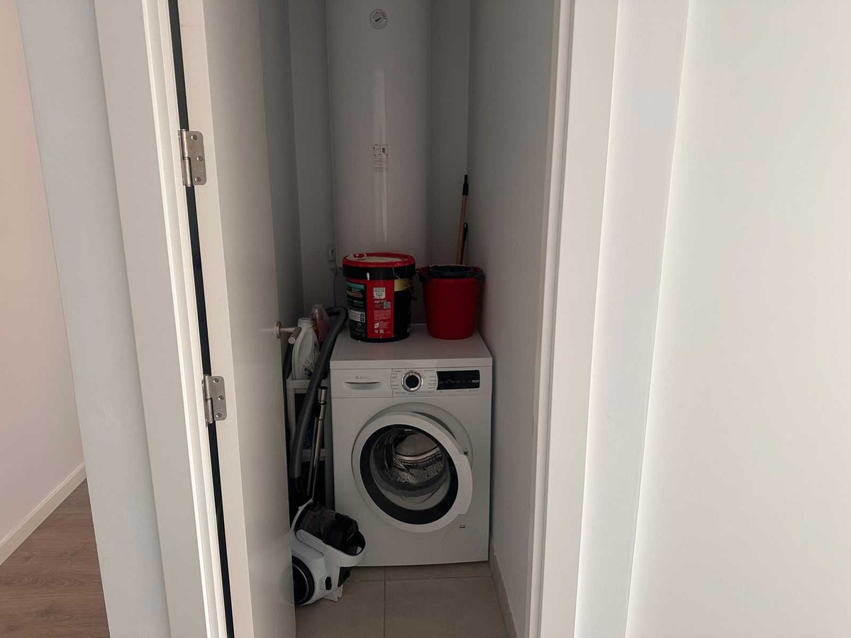 40886260417c04fb5e1b0560fb4c3bed - 19