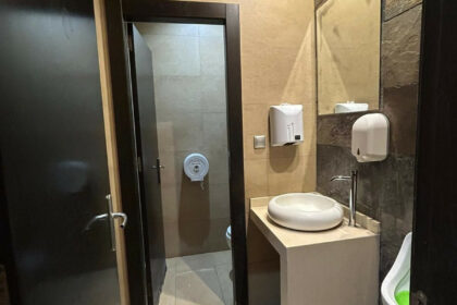 40c931c08f73c7207149a465c43d509b - 9