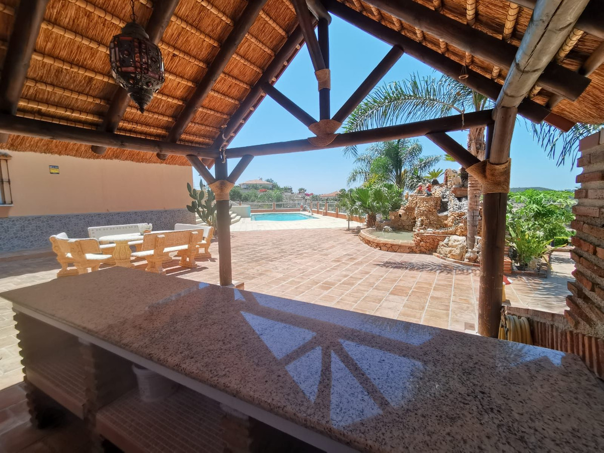 416a1e816f613df96ce7e41a2cc6ad8f - 13