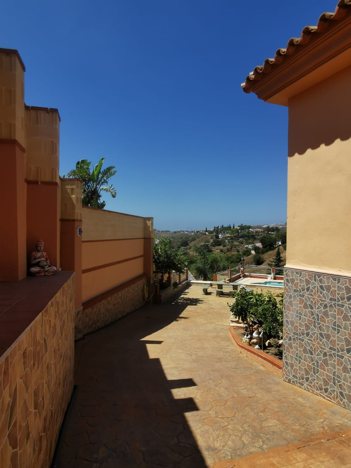 416a1e816f613df96ce7e41a2cc6ad8f - 21