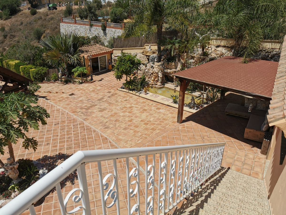 416a1e816f613df96ce7e41a2cc6ad8f - 25