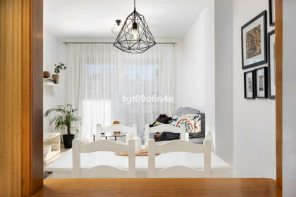 41f9e23ed3e62f61be1ded4ea8599517 - 12