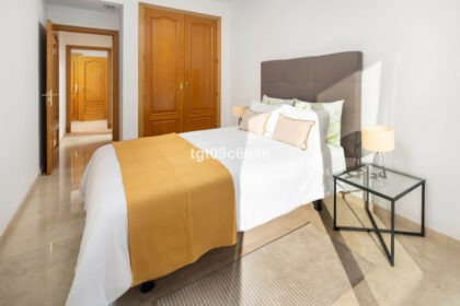 41f9e23ed3e62f61be1ded4ea8599517 - 16