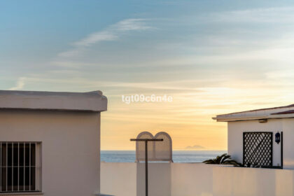 41f9e23ed3e62f61be1ded4ea8599517 - 2