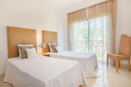 4222b60fd831ded29eb70c3bbeaa45c1 - 8