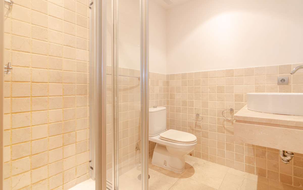 4222b60fd831ded29eb70c3bbeaa45c1 - 9