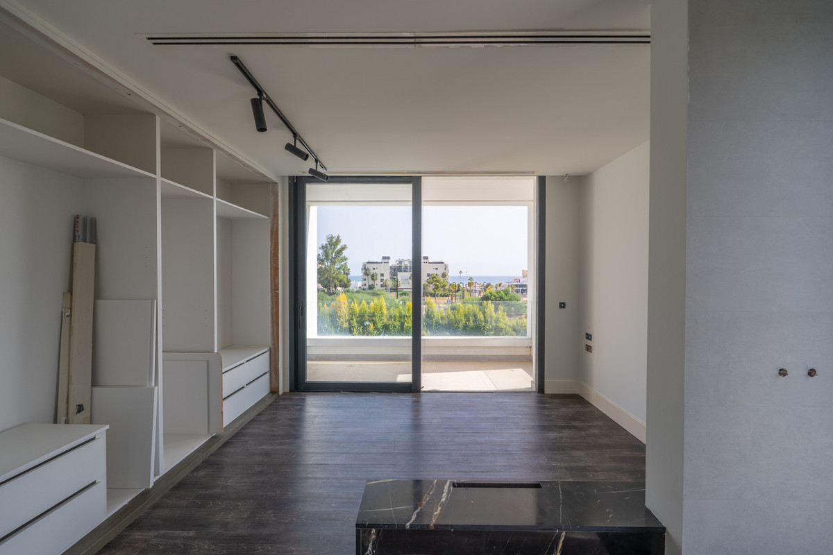 42a7d47af25dcd0c2aa22a0bc3f3a29f - 13