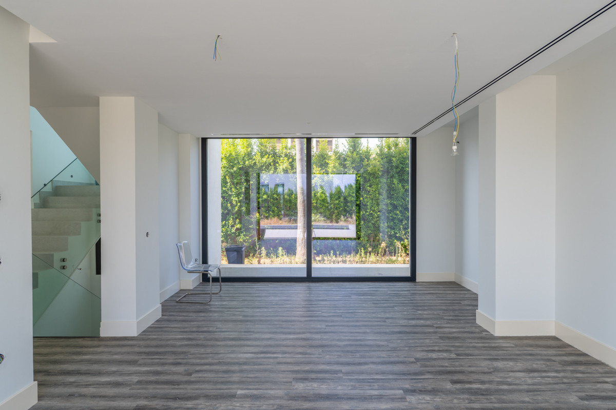 42a7d47af25dcd0c2aa22a0bc3f3a29f - 14