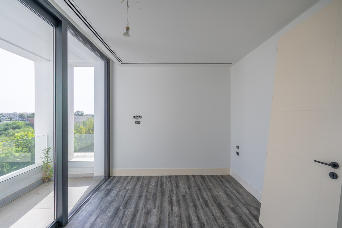 42a7d47af25dcd0c2aa22a0bc3f3a29f - 20