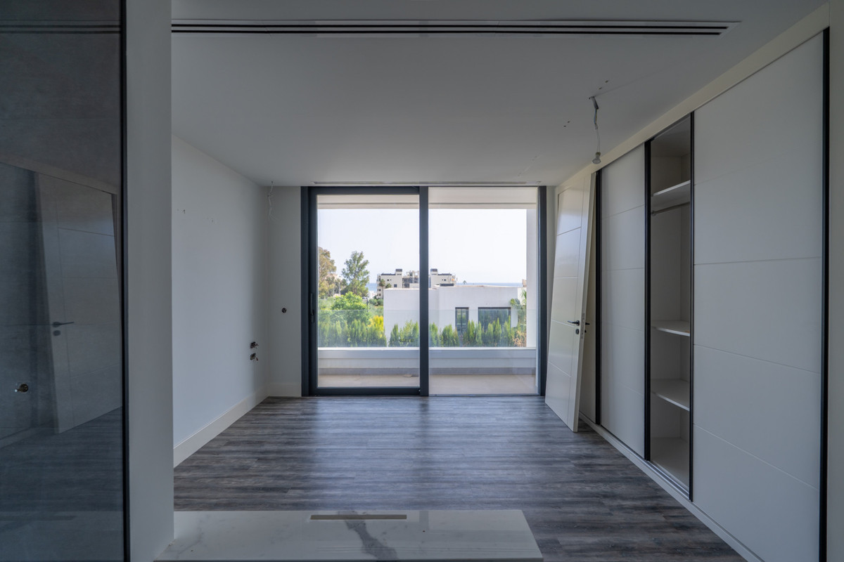 42a7d47af25dcd0c2aa22a0bc3f3a29f - 21