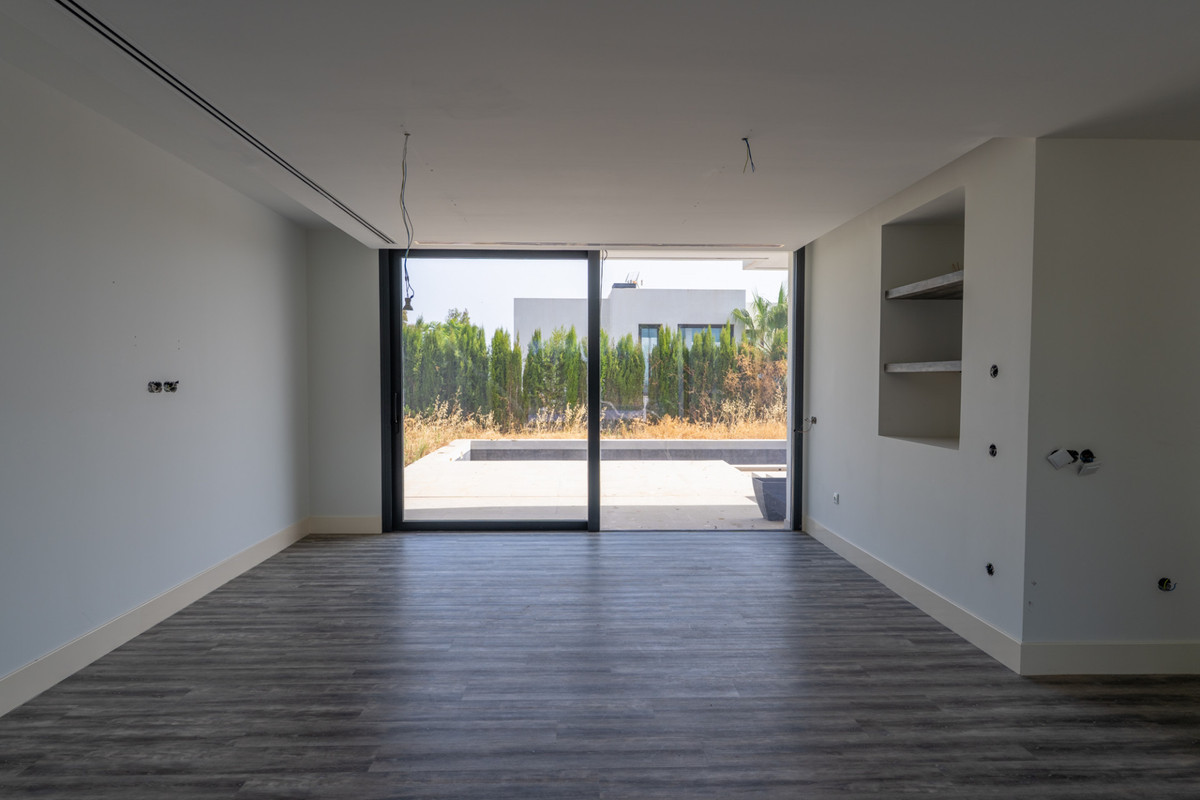 42a7d47af25dcd0c2aa22a0bc3f3a29f - 9