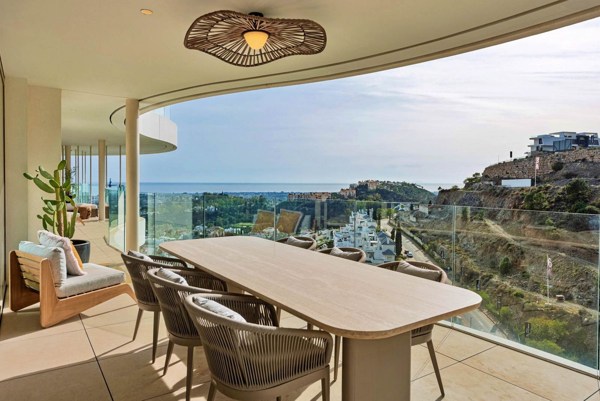 42a95b95691783a82bb04cc568dbbf52 - 1