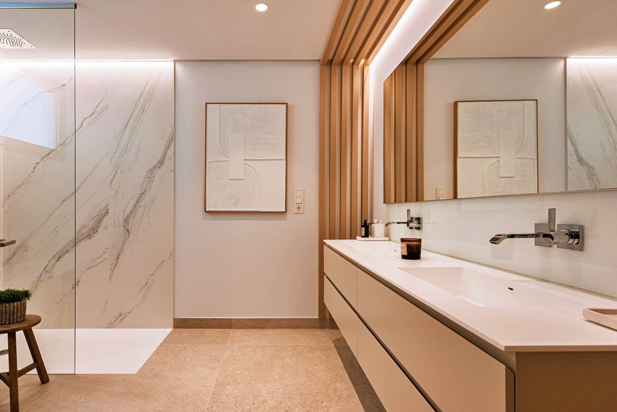 42a95b95691783a82bb04cc568dbbf52 - 12