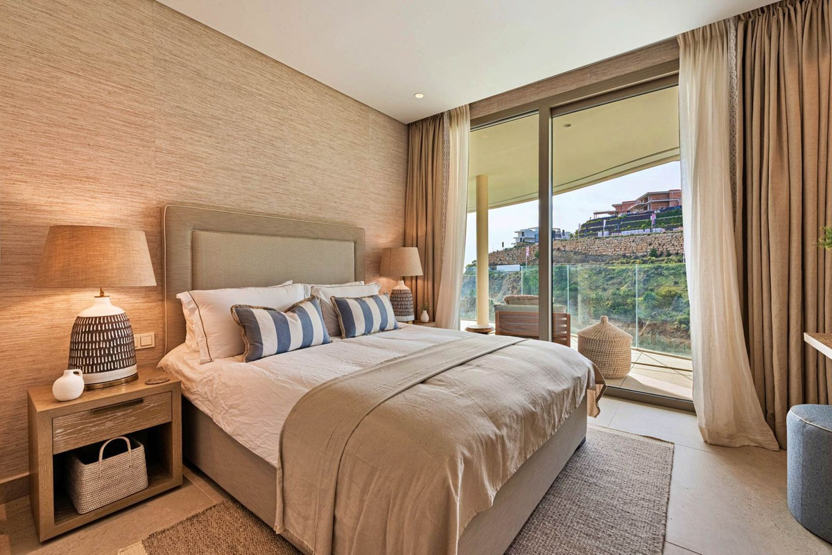 42a95b95691783a82bb04cc568dbbf52 - 14