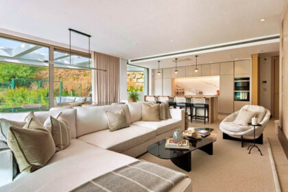 42a95b95691783a82bb04cc568dbbf52 - 7