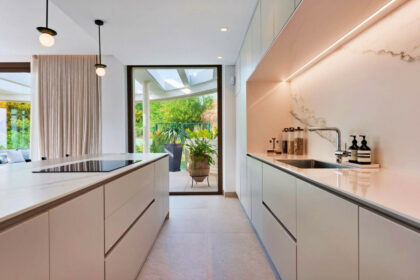 42a95b95691783a82bb04cc568dbbf52 - 8