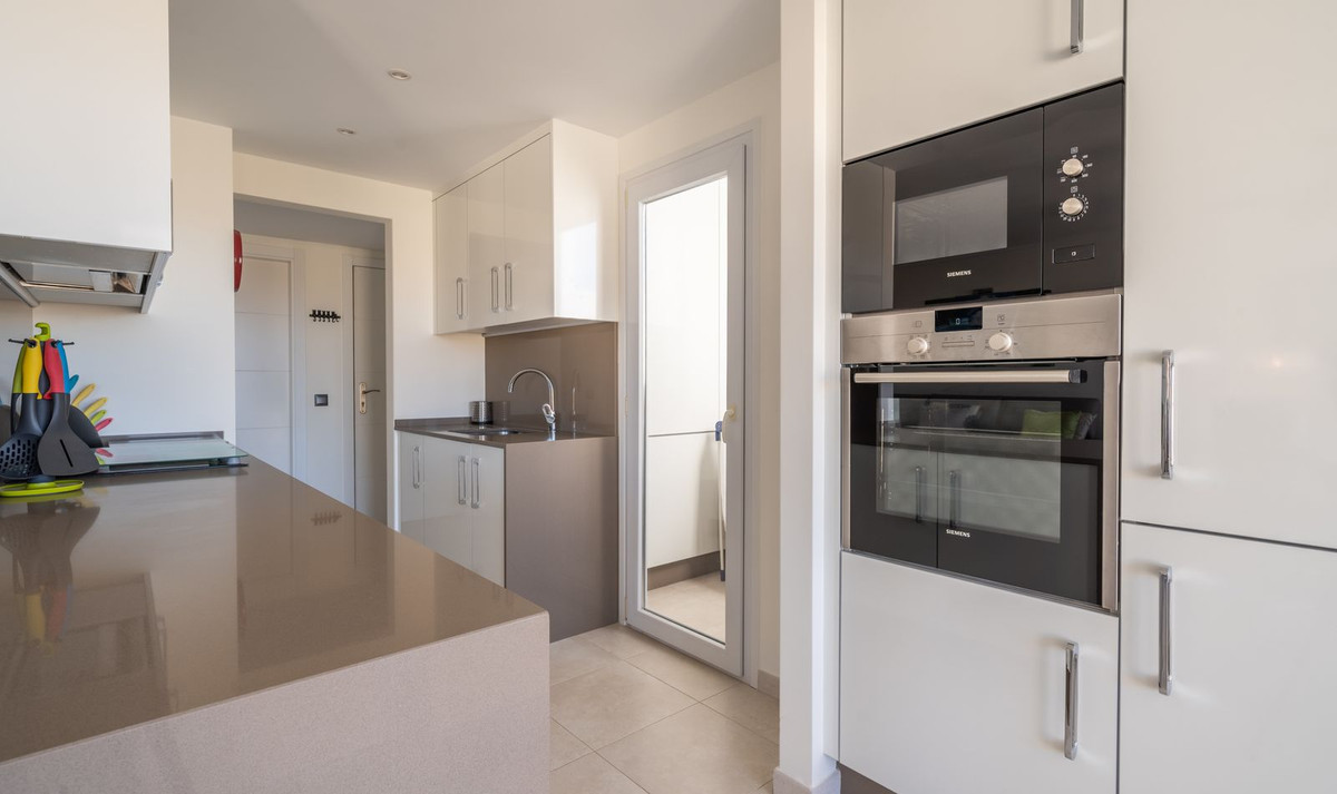 44b5566b07bb5fe540089fc8085d27b2 - 4