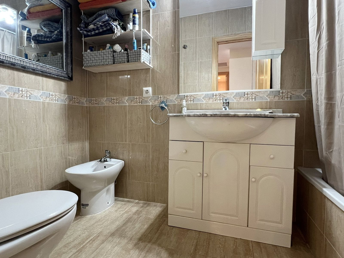 44d7c0a98ec3aefcbfe08ee0189b23f8 - 16