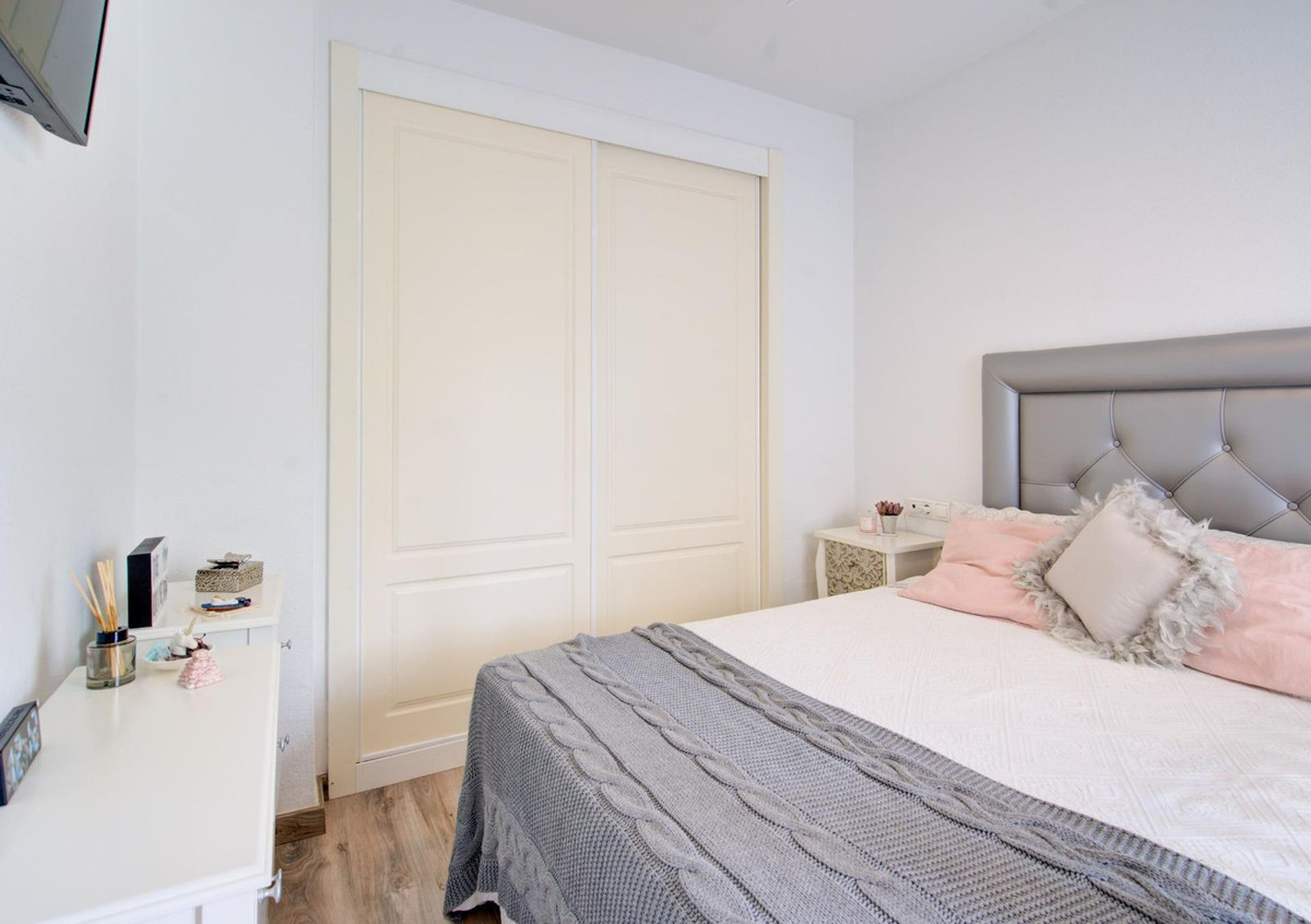 44fdc5e143c63296e4b1278bc9ad4df5 - 11