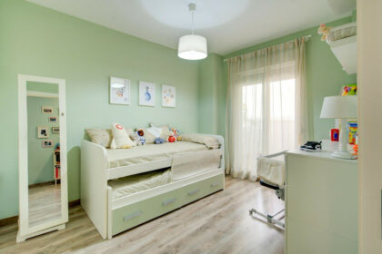 44fdc5e143c63296e4b1278bc9ad4df5 - 18