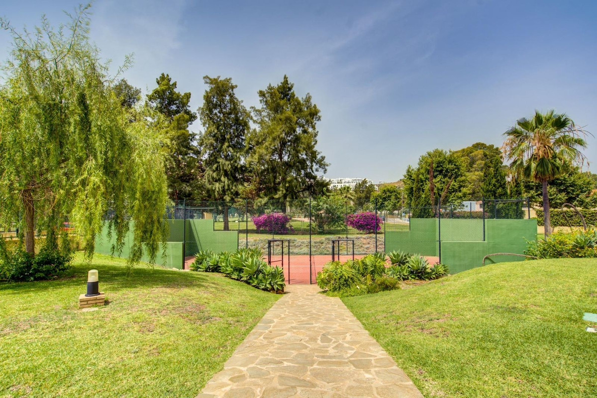 44fdc5e143c63296e4b1278bc9ad4df5 - 37