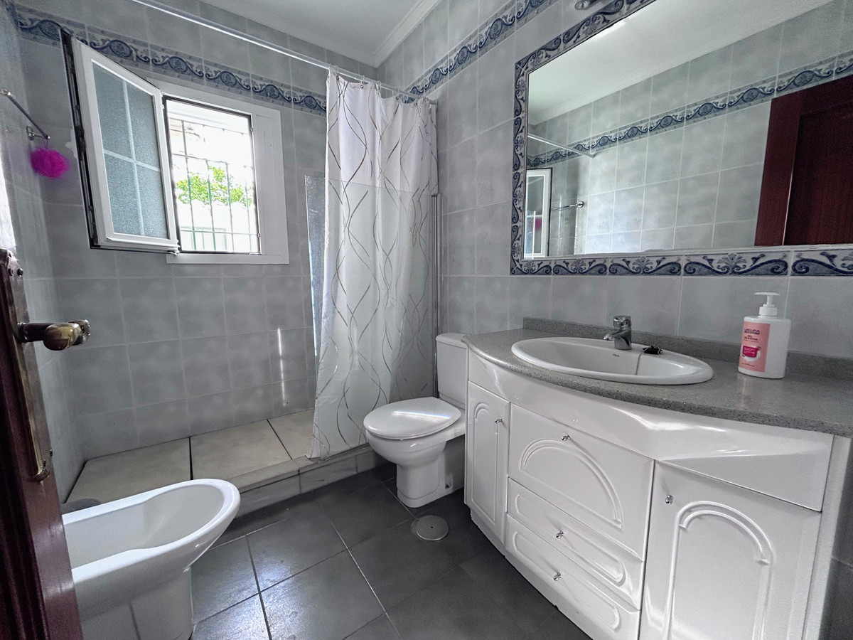 45902e1c451b3959b5032cb185db52a2 - 11