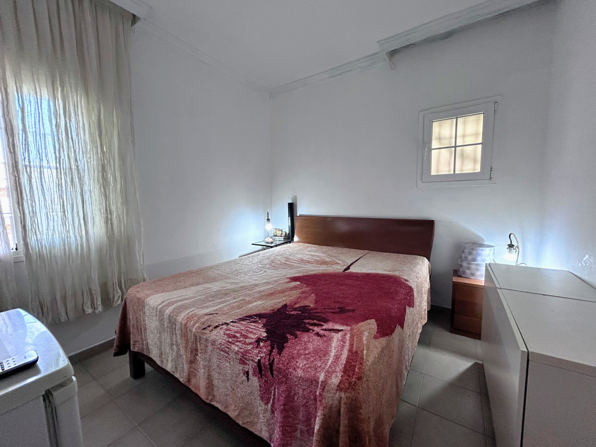 45902e1c451b3959b5032cb185db52a2 - 13