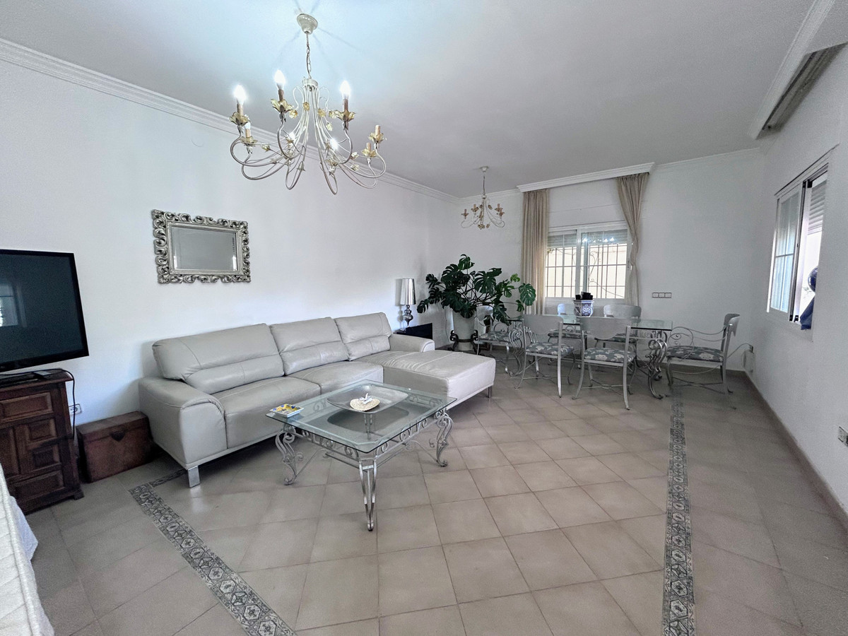 45902e1c451b3959b5032cb185db52a2 - 4