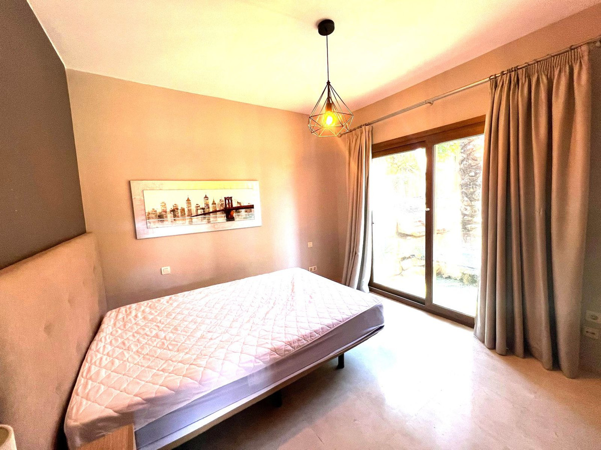 45df130360a5bae984b87609bae85bd5 - 12