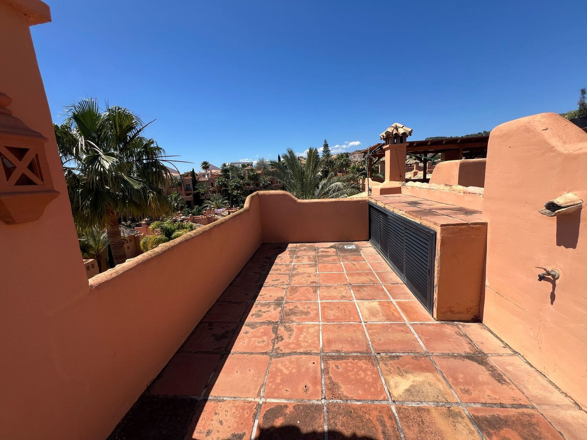 45df130360a5bae984b87609bae85bd5 - 23