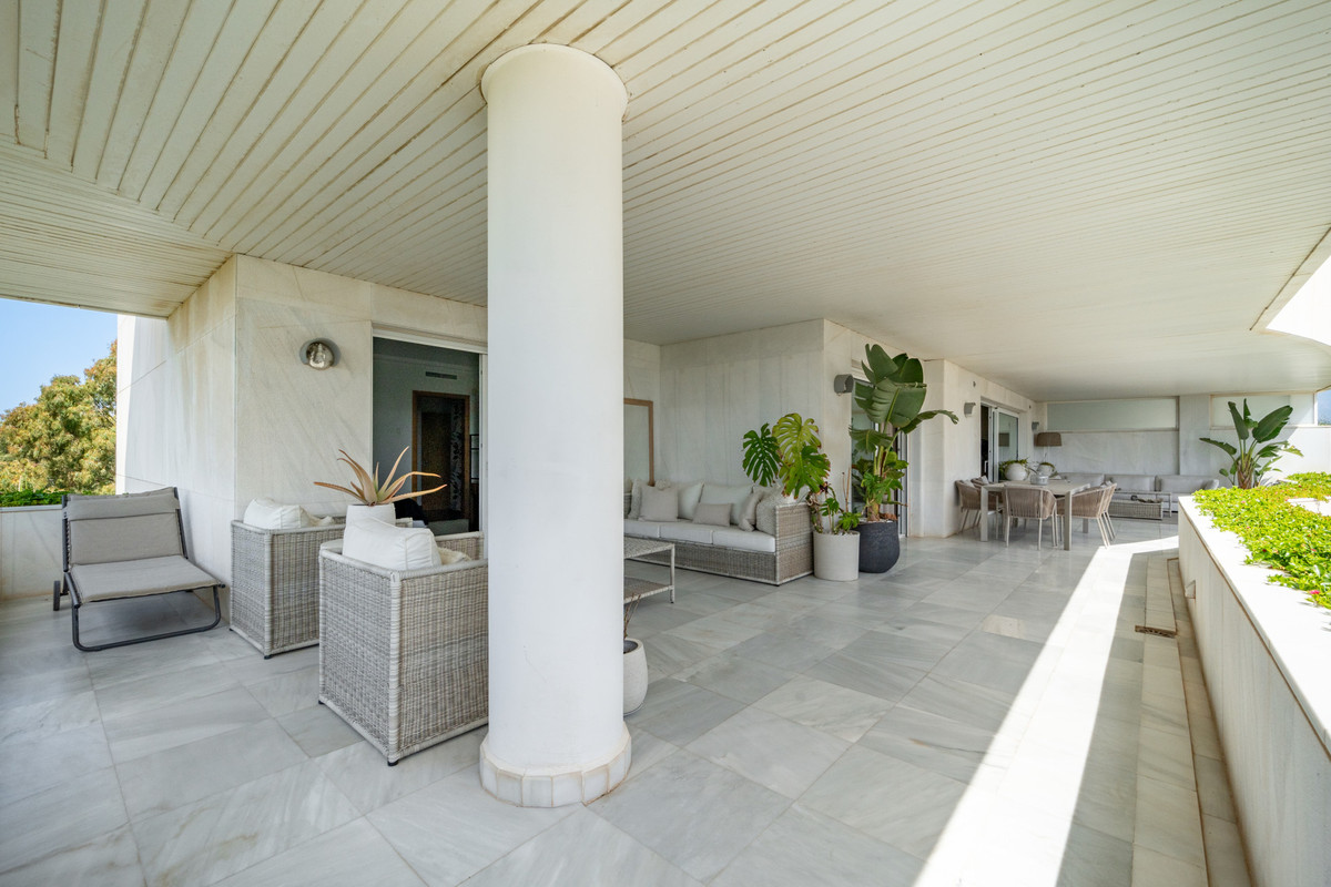 46c0923ad058b799bd807467ab236132 - 19