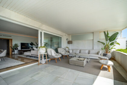 46c0923ad058b799bd807467ab236132 - 20