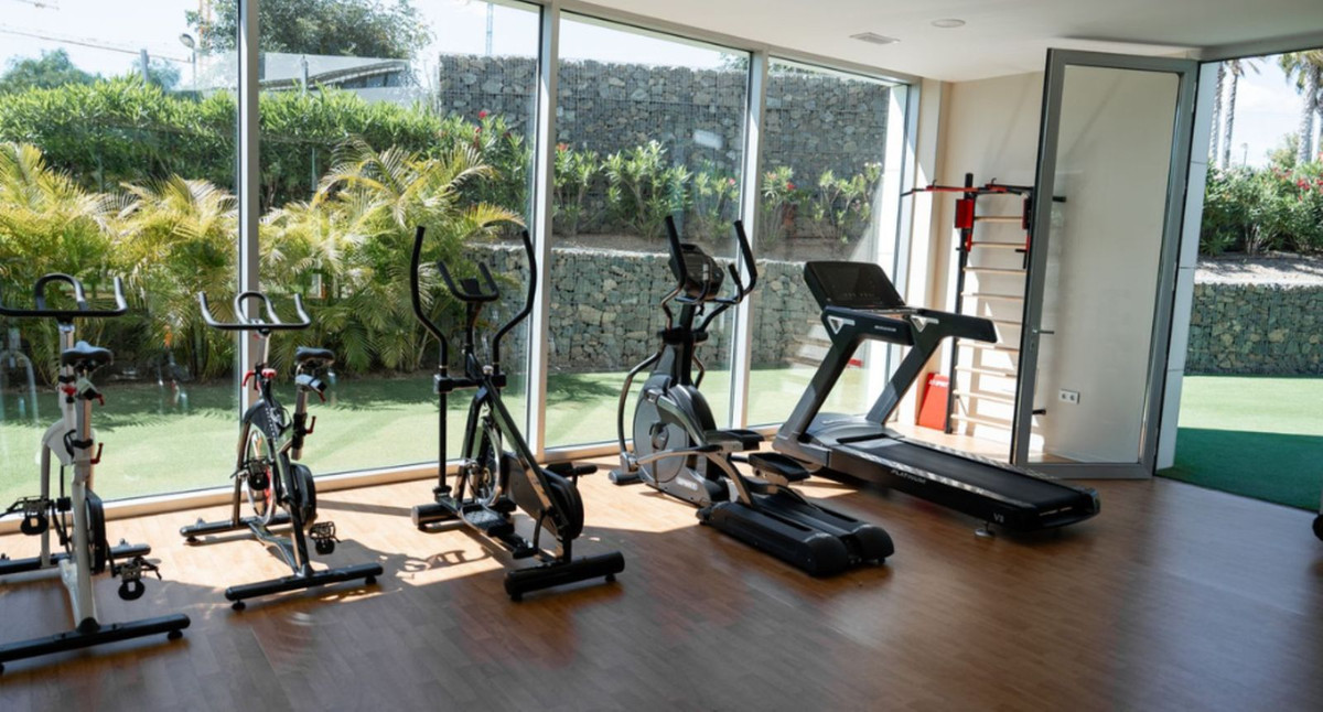 46e3c6c2dc95192a6d4aaeee3b82f9b8 - 26