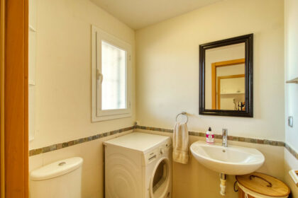 47e84de291926b8601eee4cda2cf3333 - 16