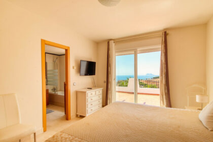 47e84de291926b8601eee4cda2cf3333 - 17