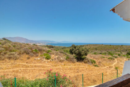 47e84de291926b8601eee4cda2cf3333 - 26