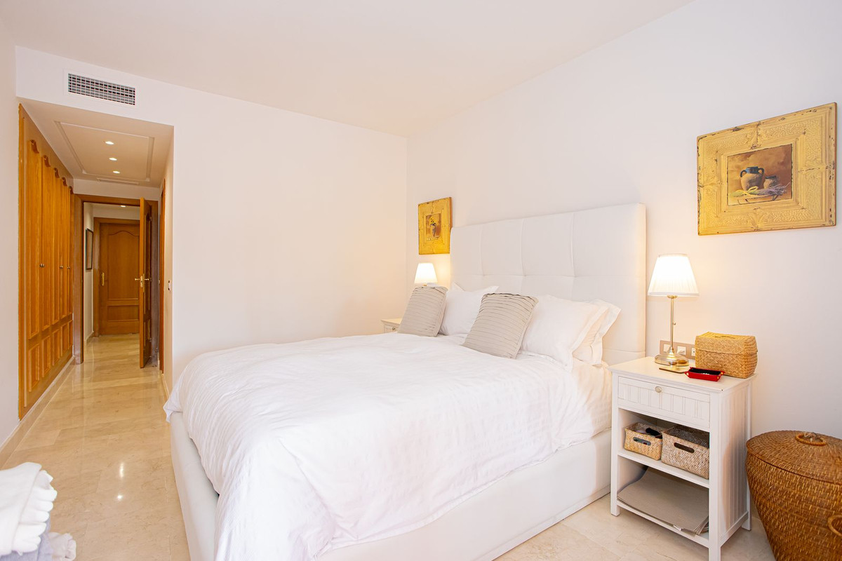 47ed58fac19857b19fa79a6fcaae363b - 17