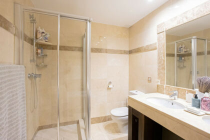 47ed58fac19857b19fa79a6fcaae363b - 20