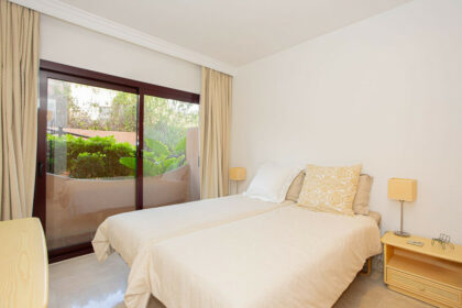 47ed58fac19857b19fa79a6fcaae363b - 21