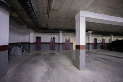 47ed58fac19857b19fa79a6fcaae363b - 24