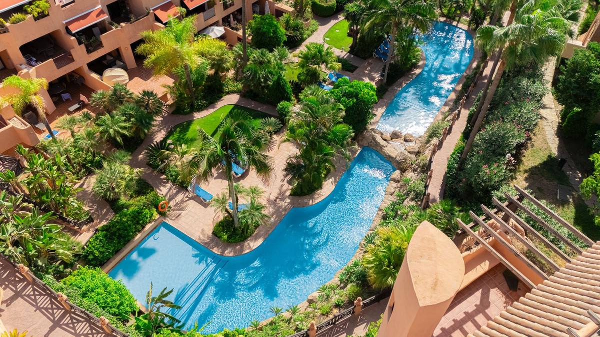 47ed58fac19857b19fa79a6fcaae363b - 27