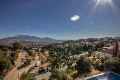 48588e06d18418b551cb16c5245c580c - 34