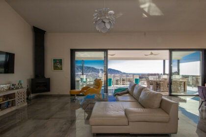 48588e06d18418b551cb16c5245c580c - 36