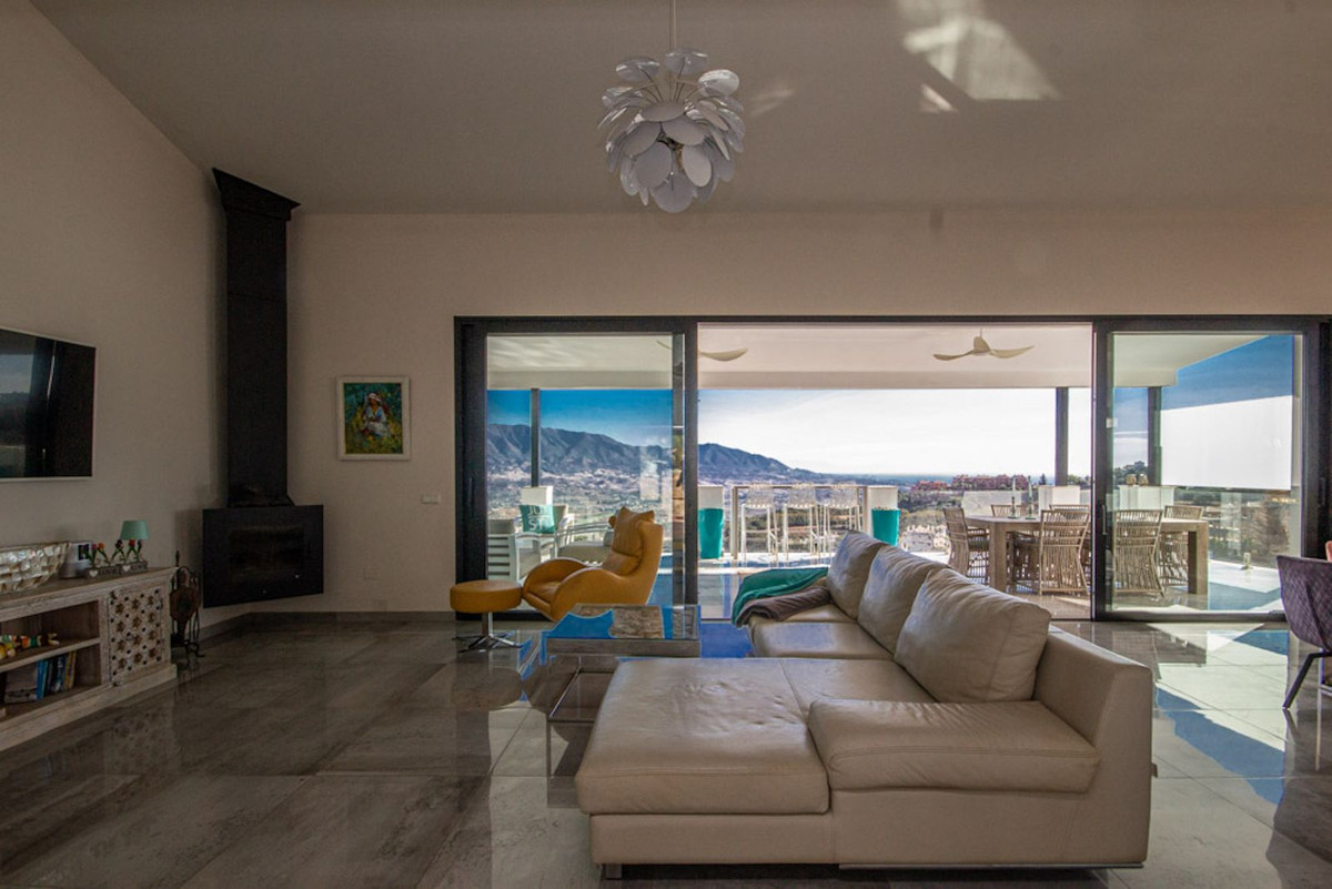 48588e06d18418b551cb16c5245c580c - 36