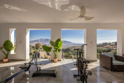 48588e06d18418b551cb16c5245c580c - 39