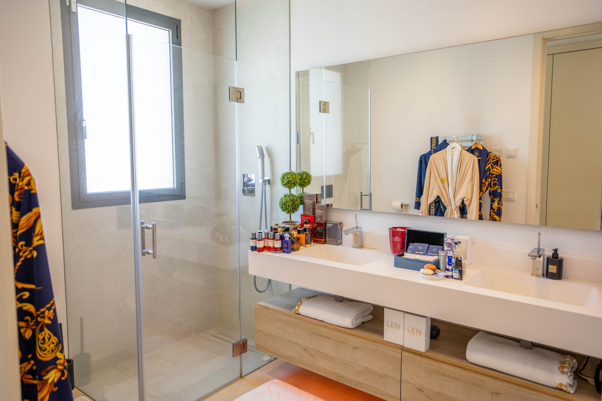 486c6c628c8b889b8f055b299a9bc5e7 - 19