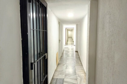 493b1bf83767db3fa4d4852b2f111598 - 12