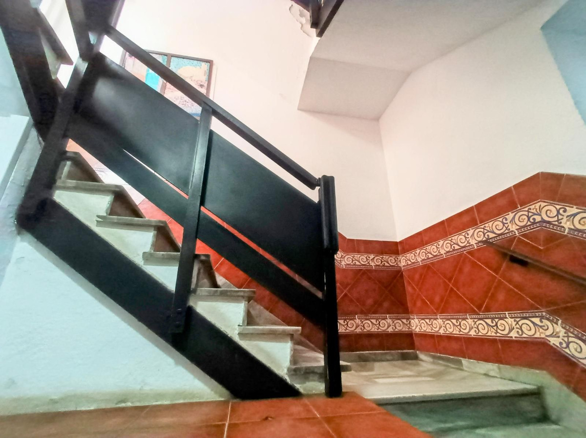 493b1bf83767db3fa4d4852b2f111598 - 13