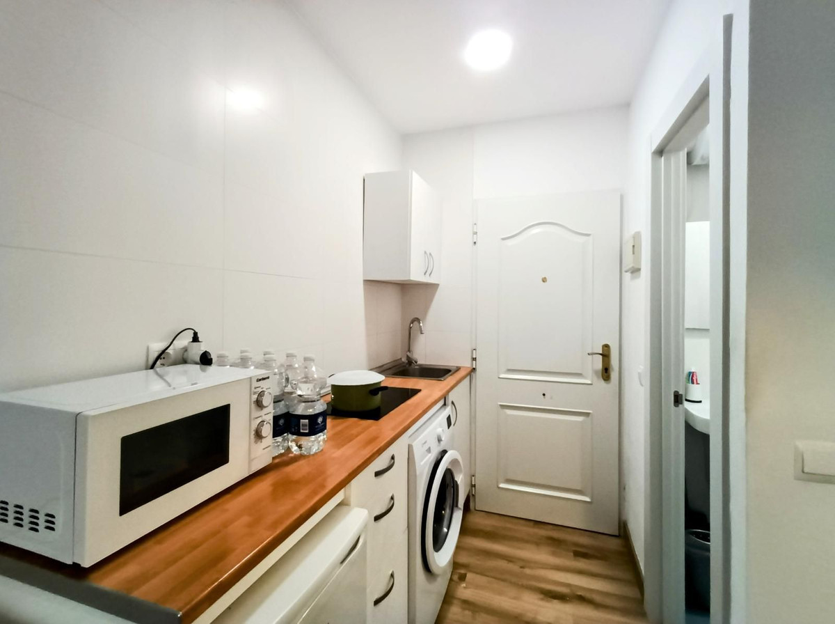 493b1bf83767db3fa4d4852b2f111598 - 4