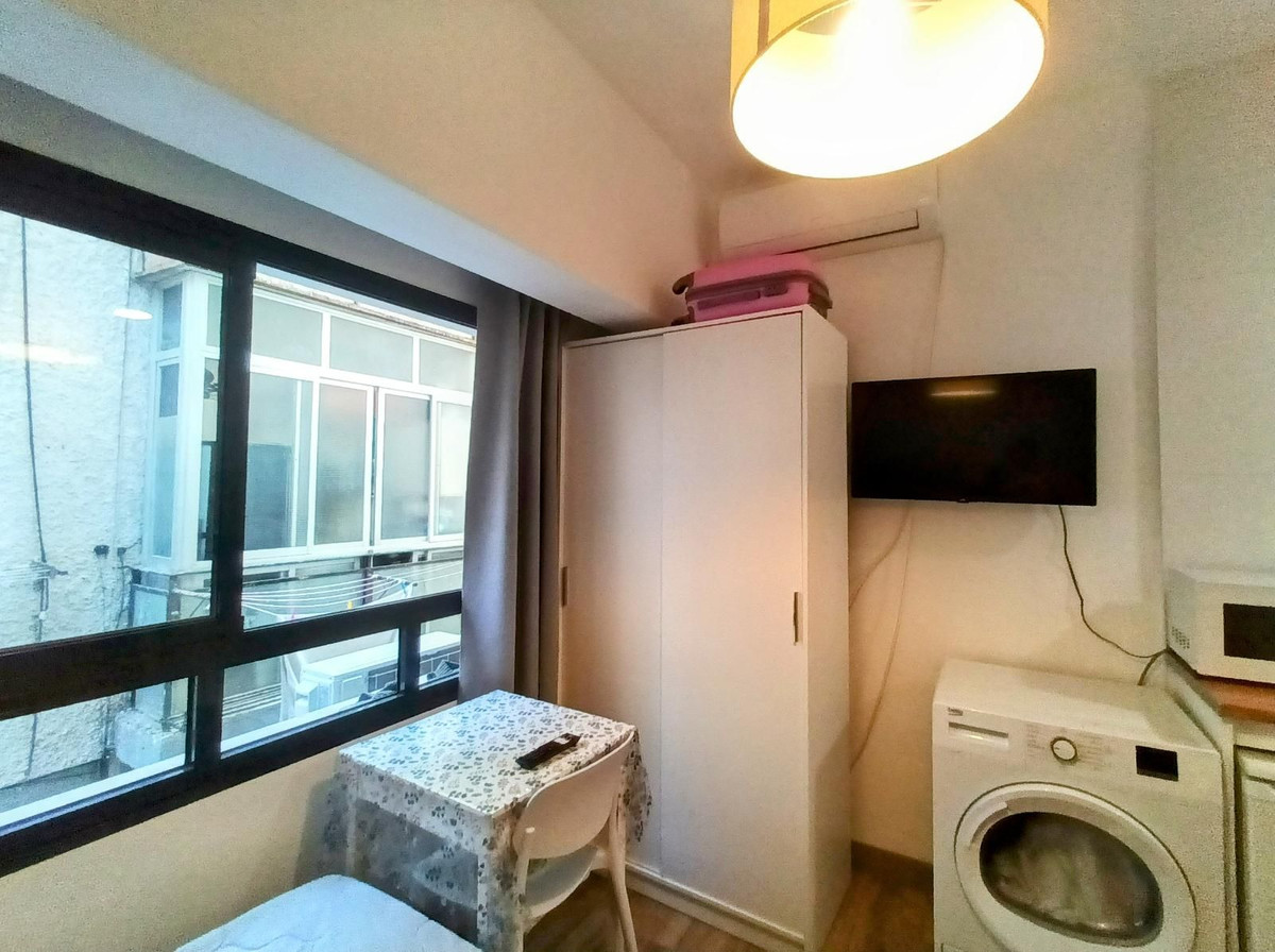 493b1bf83767db3fa4d4852b2f111598 - 8